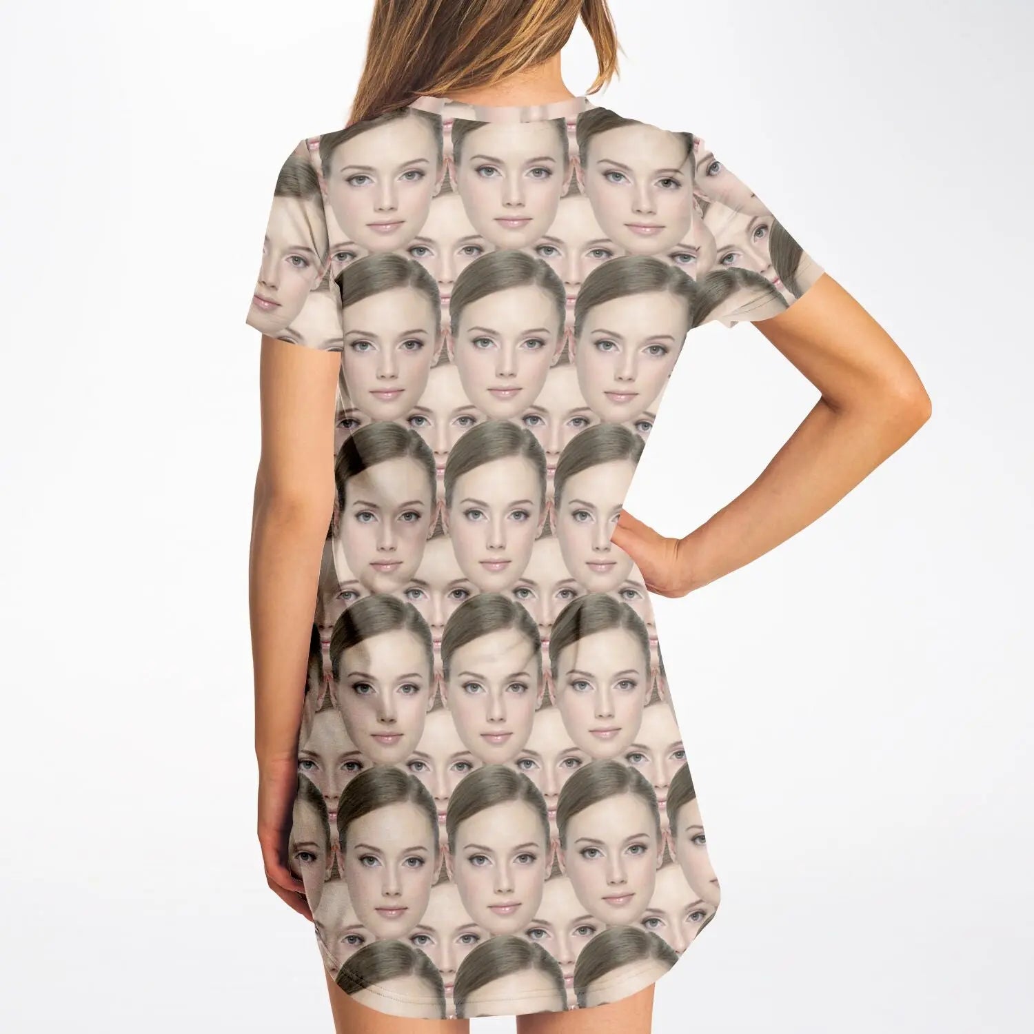 <alt.Customised edition T-Shirt Dress - Taufaa>